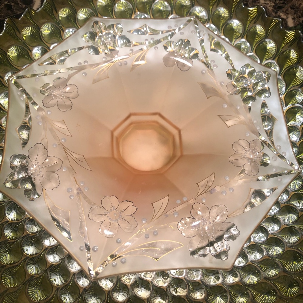 Beautiful Pink Art Glass Bowl with White Dots on Flowers